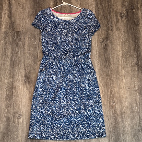 Boden Dresses & Skirts - Boden Floral Blue Dress size 4